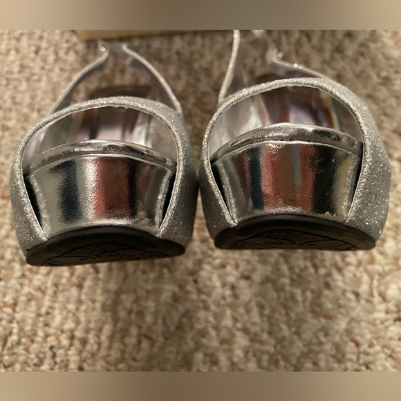 Michaelangelo for David Bridal High Heels - Picture 5 of 9